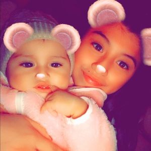 Meet your Posher, Mmelanie